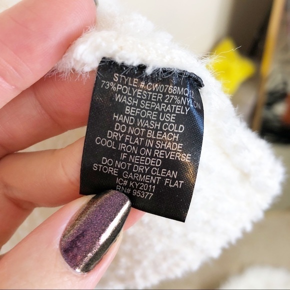 New Sanctuary V-neck Teddy Sweater in Milk Plus Size 2X - Picture 7 of 11